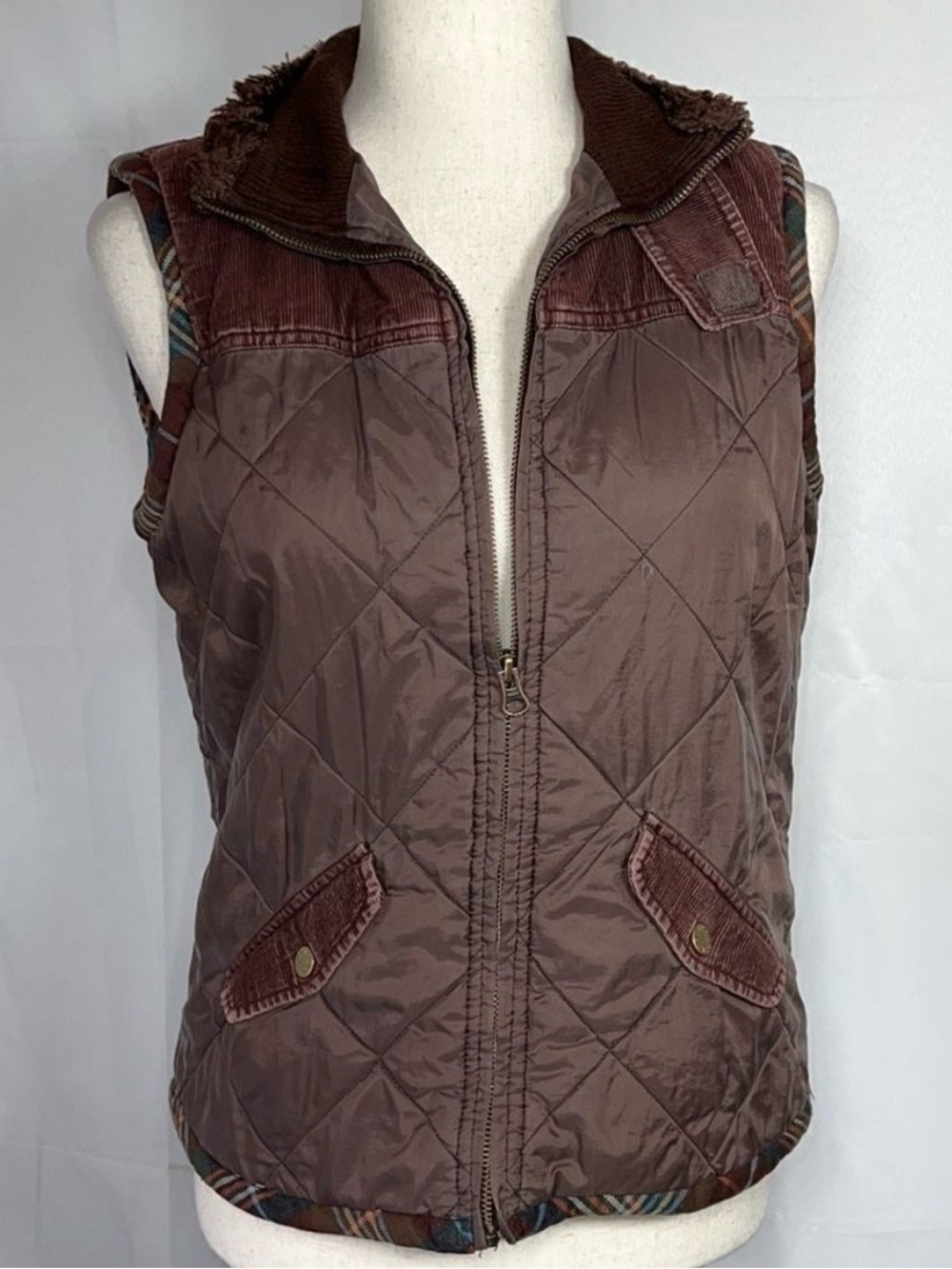 Cabi quilted puffer #Quilted Sleeveless Jacket Vest - Brown